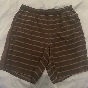 Lululemon lined athletic shorts